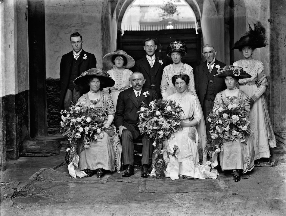 wedding-party-ireland.jpg