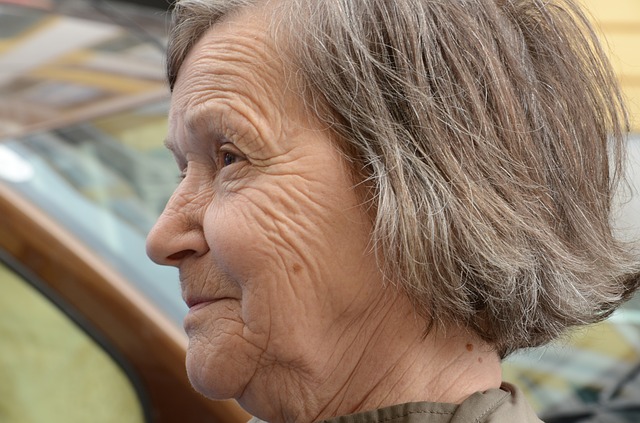 woman-361541_640.jpg