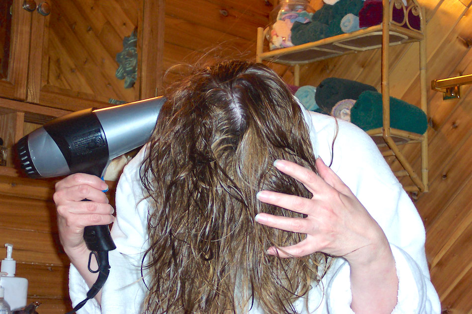 woman-drying-hair-234412889835803tZ.jpg