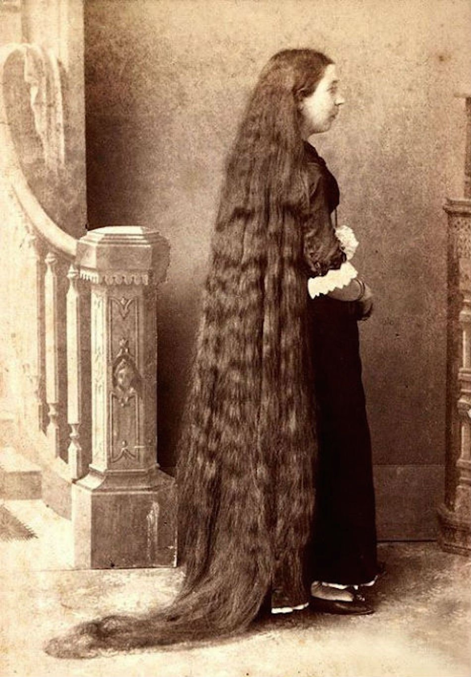 woman-long-hair.jpg