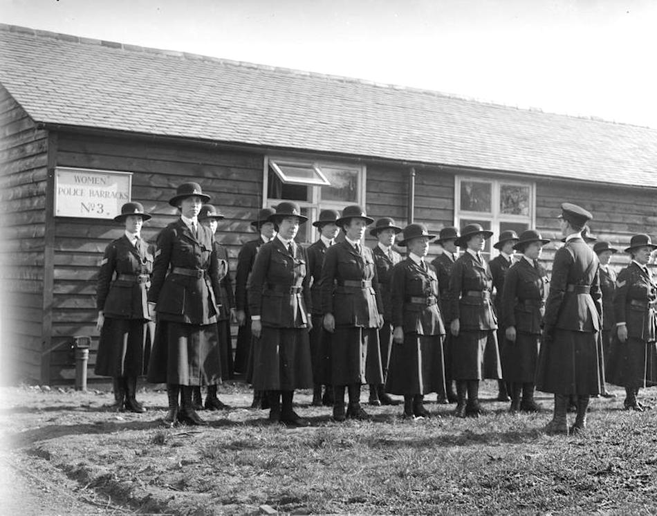 ww1-women-police.jpg