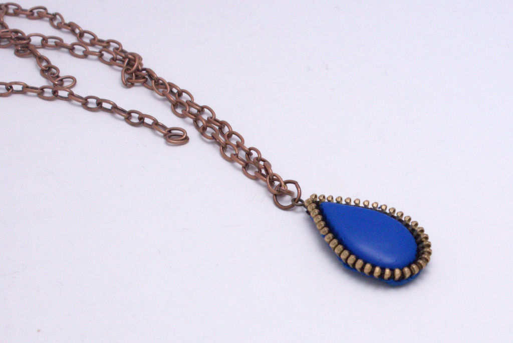 zipper-clay-necklace.jpg