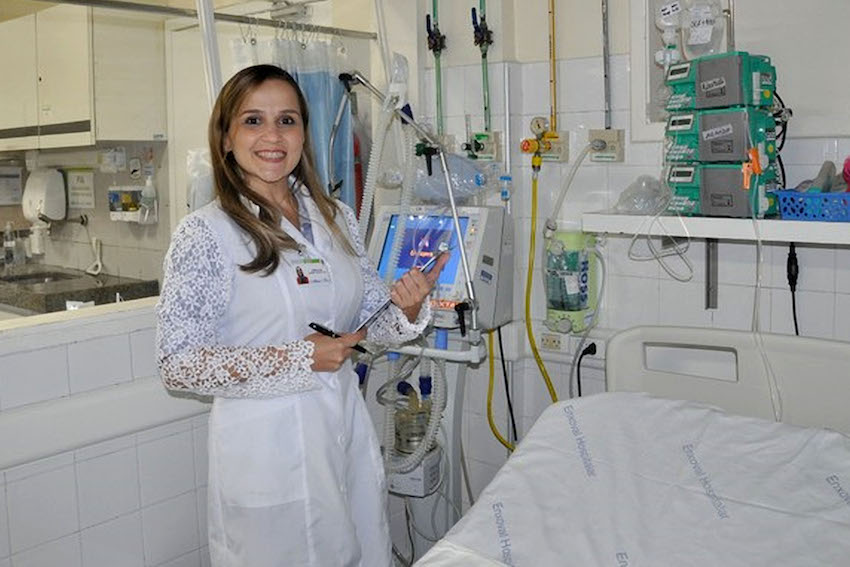 MUM IN COMA GIVES BIRTH