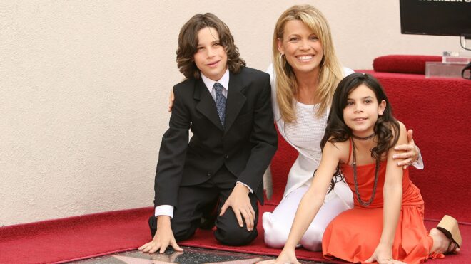 Vanna White with her children