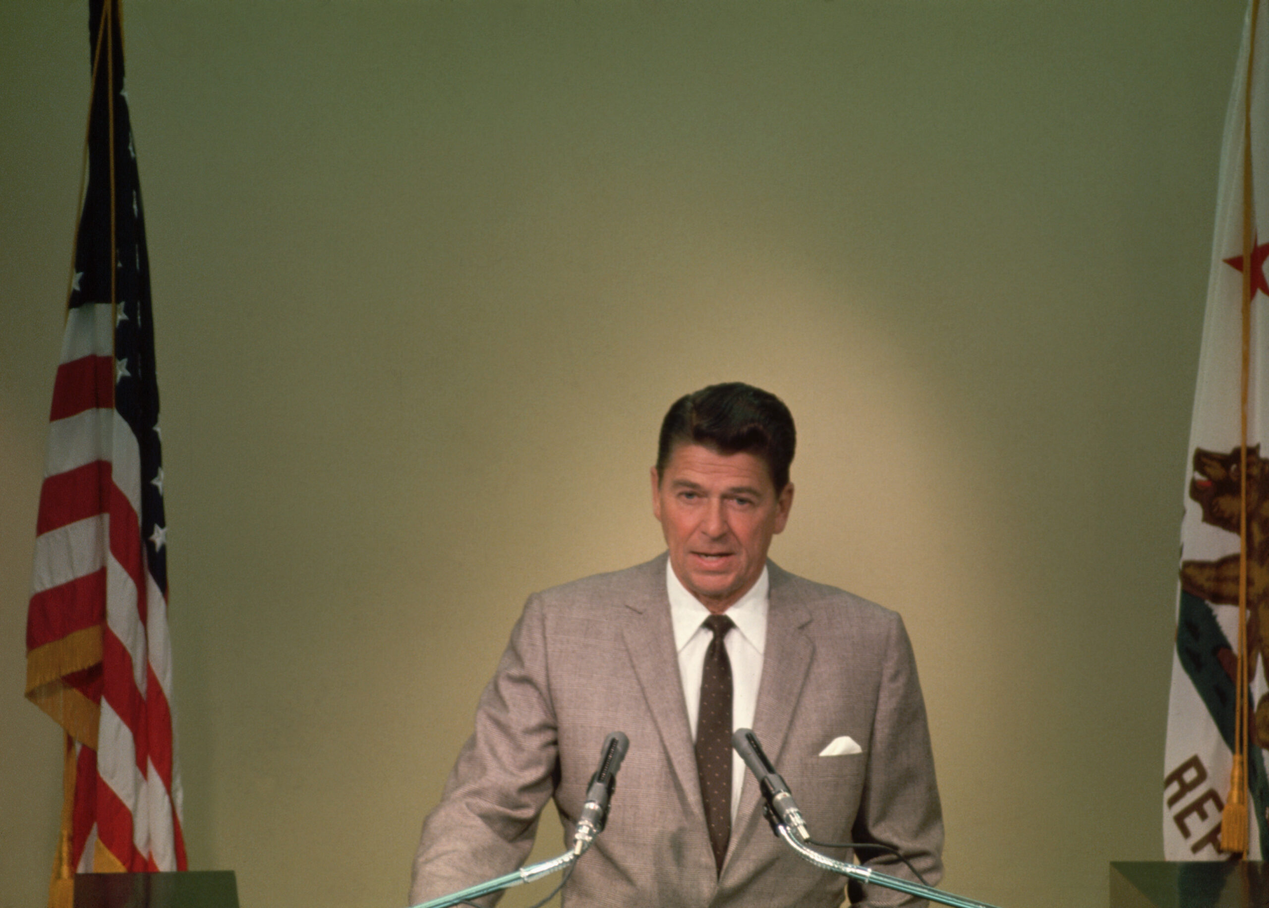 Governor Ronald Reagan at Press Conference