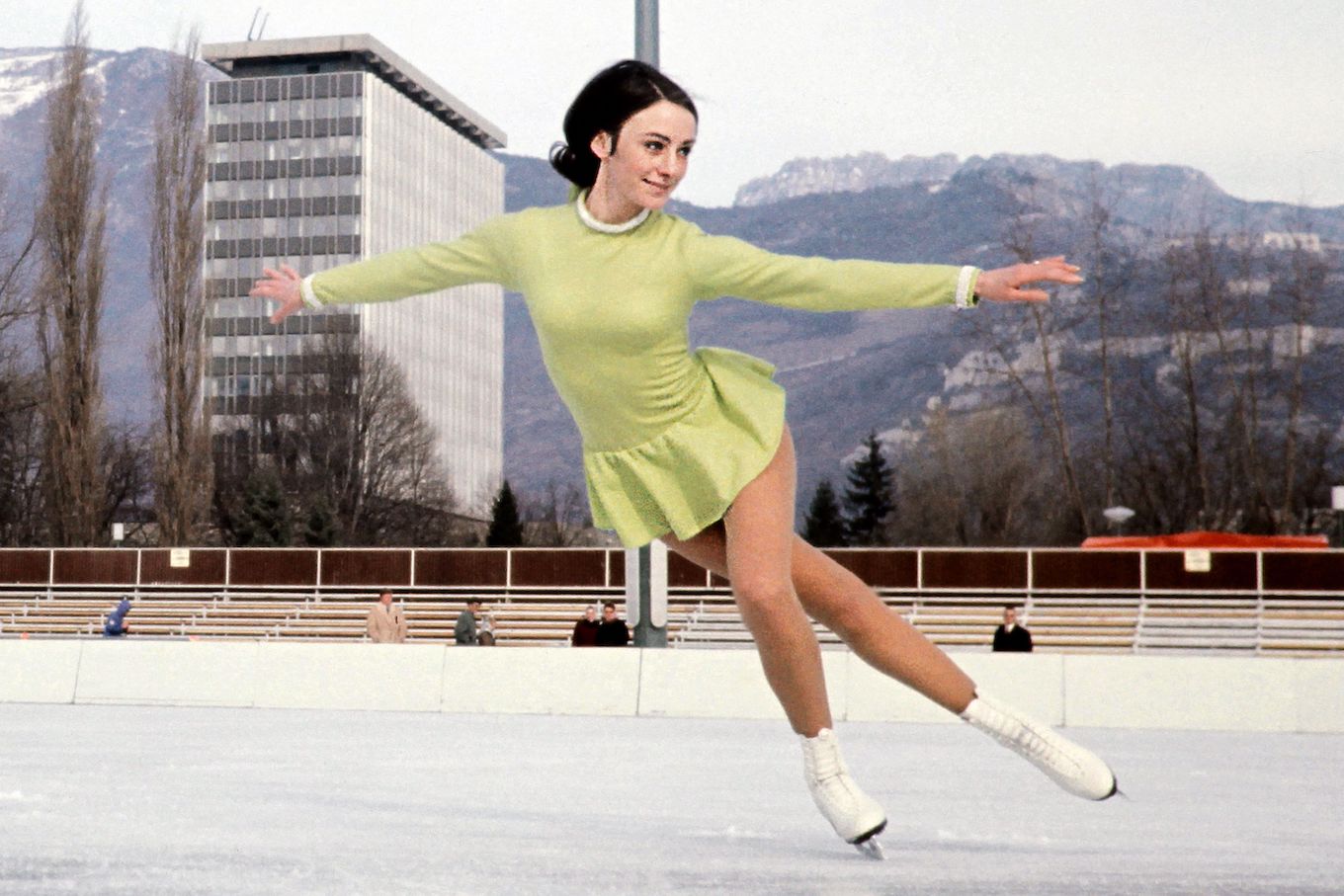 OLY-WINTER-1968-FIGURE SKATING-FLEMING