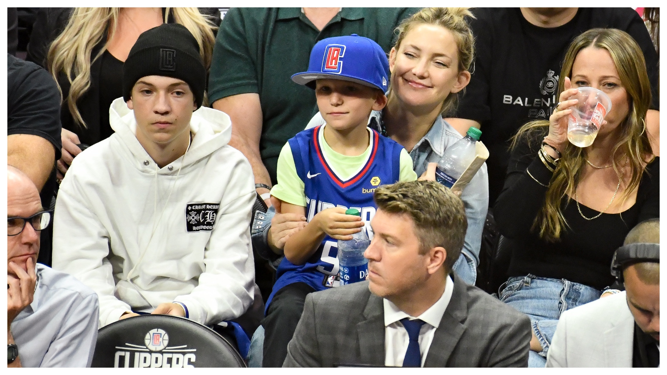 Kate Hudson At Game With Sons