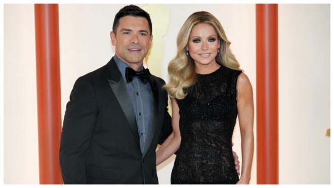 Kelly Ripa Featured