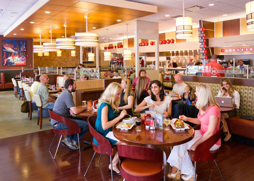 Metro_Diner_Cafe_Interior.jpg