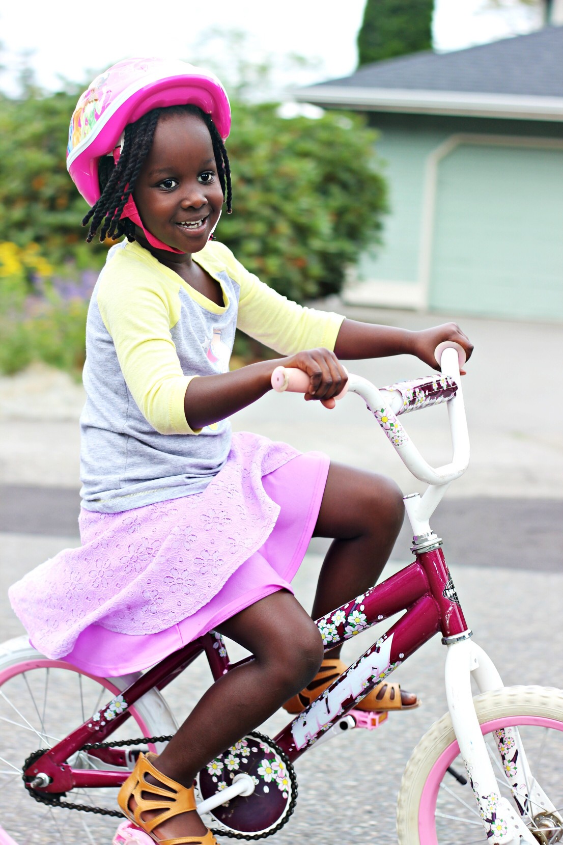 a-girl-and-her-bike_t20_v331XG.jpg