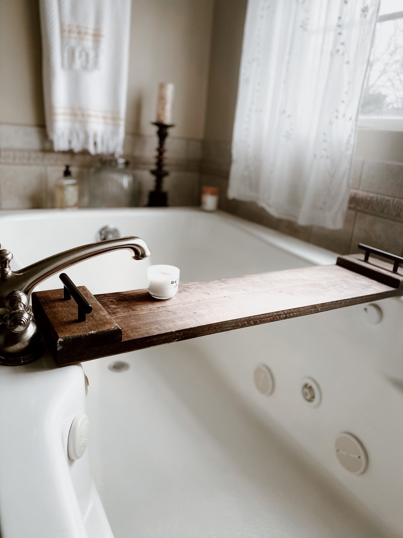 bathtub-tray.jpg