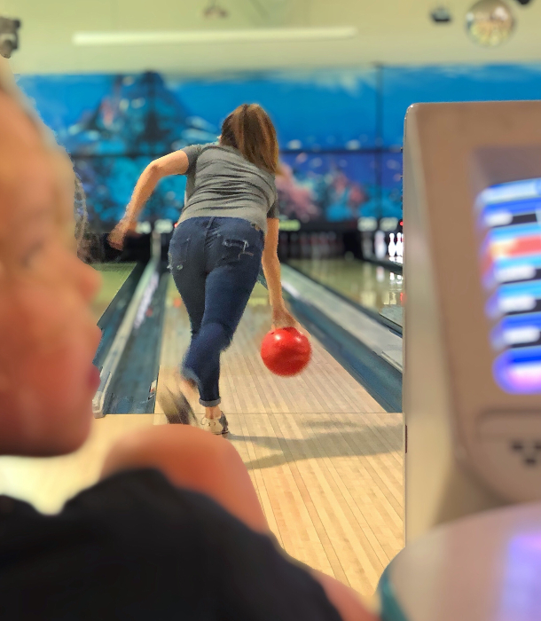 bowling.jpg