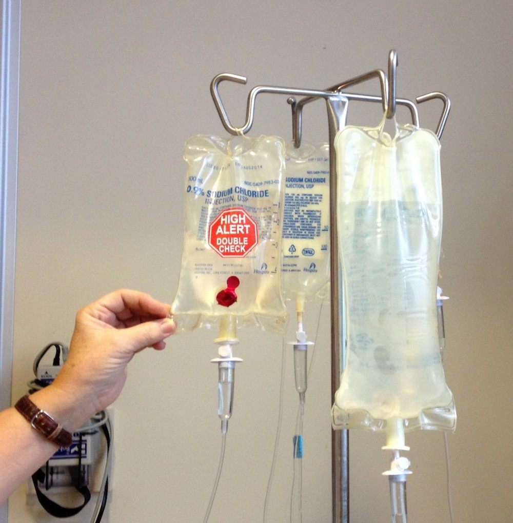 chemotherapy_chemo_infusion_cancer_illness_procedure_fluid_iv-1092996.jpg