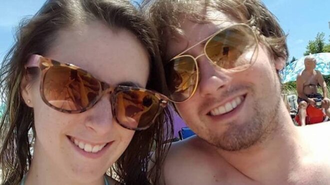 couple-parasitic-hookworms