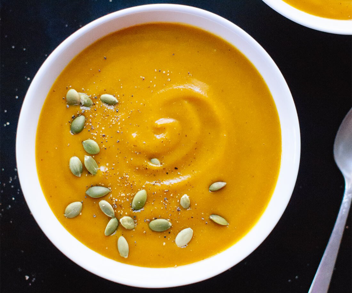 creamy-vegan-pumpkin-soup-recipe-5.png