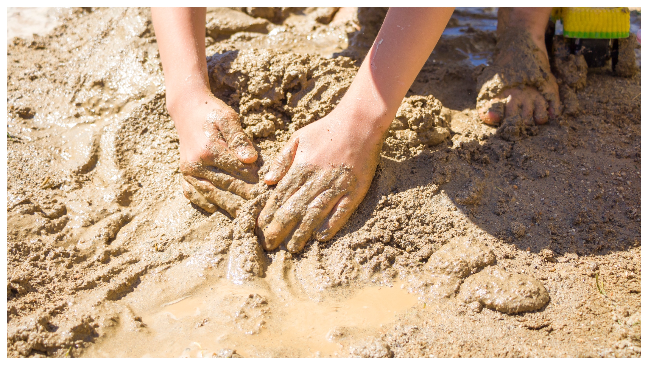 teen-dies-digging-hole