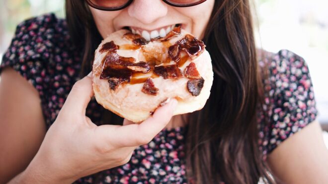 donut-eating