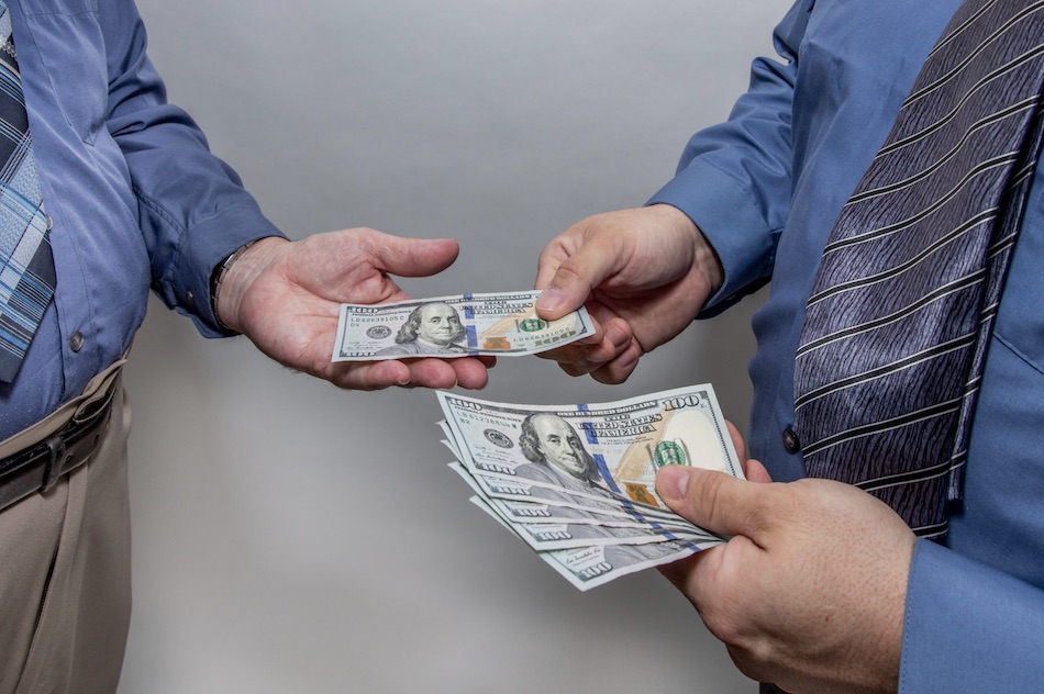 exchanging-money.jpg