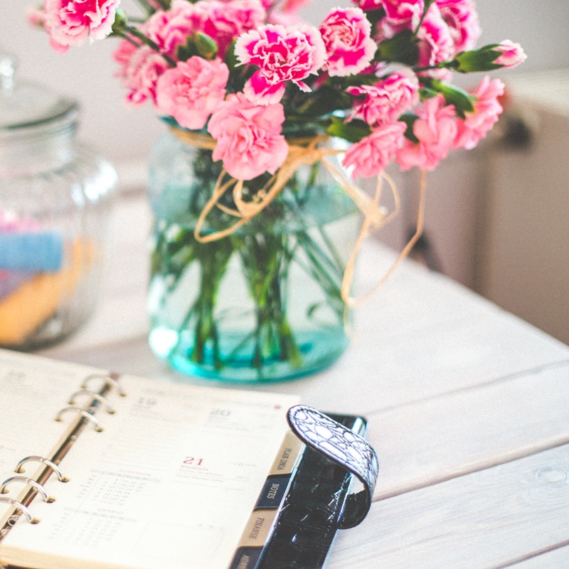 flowers-desk-office-vintage1.jpg