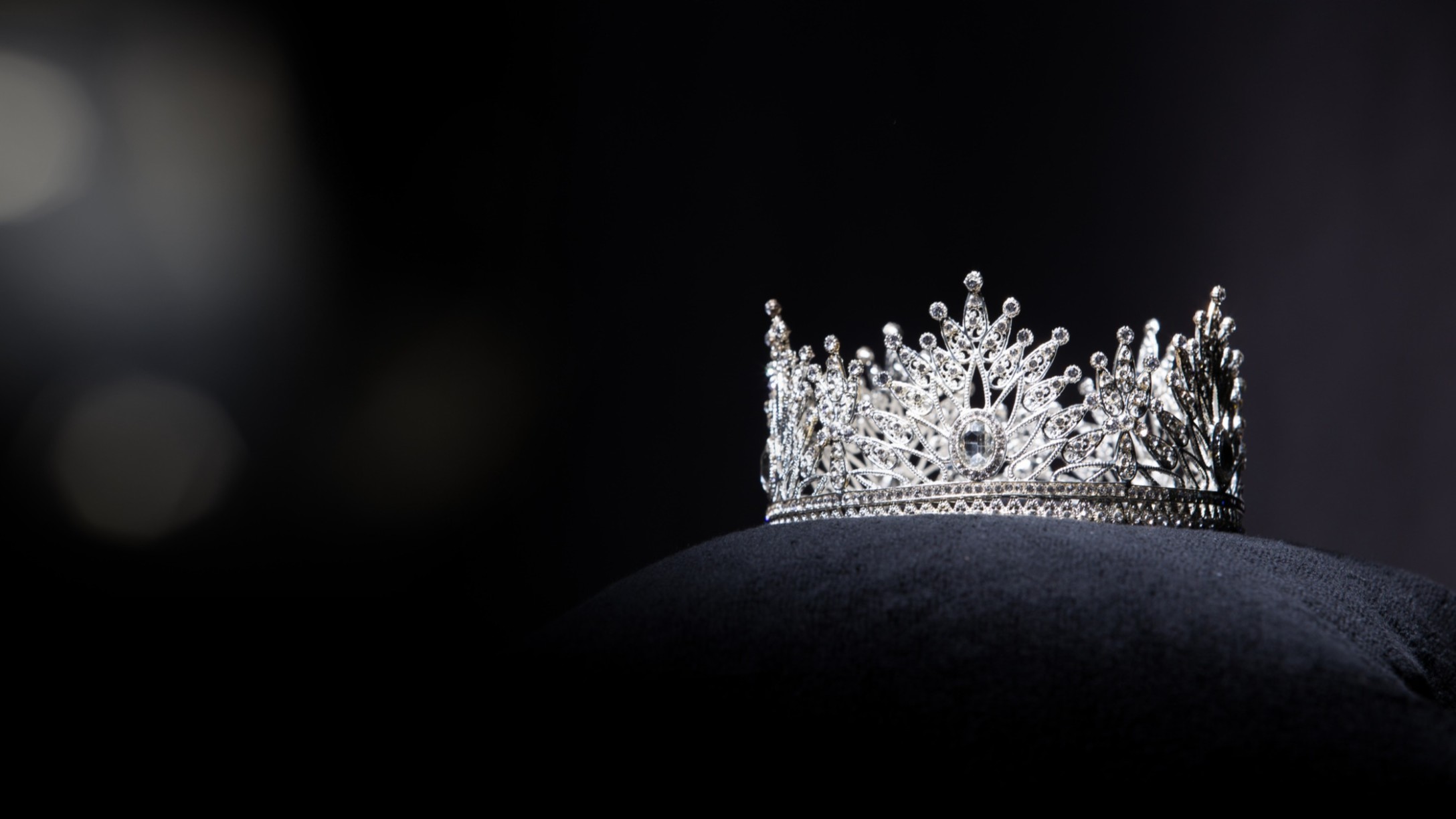 Pageant crown