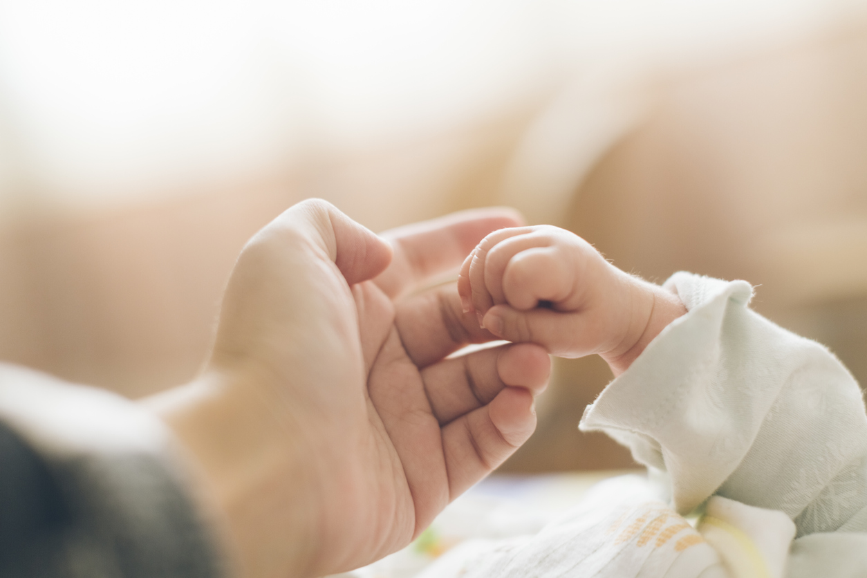 Photo of newborn baby fingers