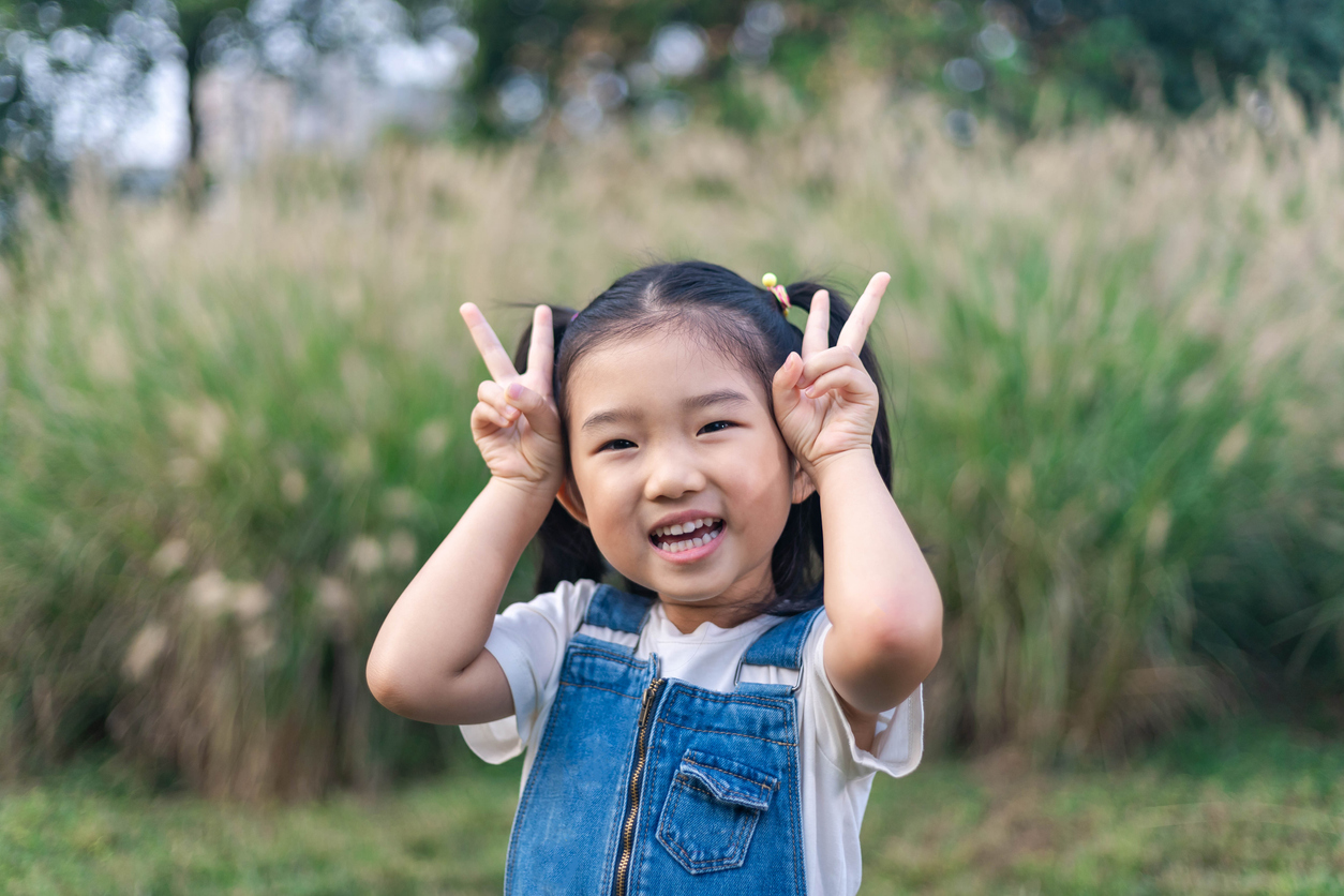 Little girl Playing games