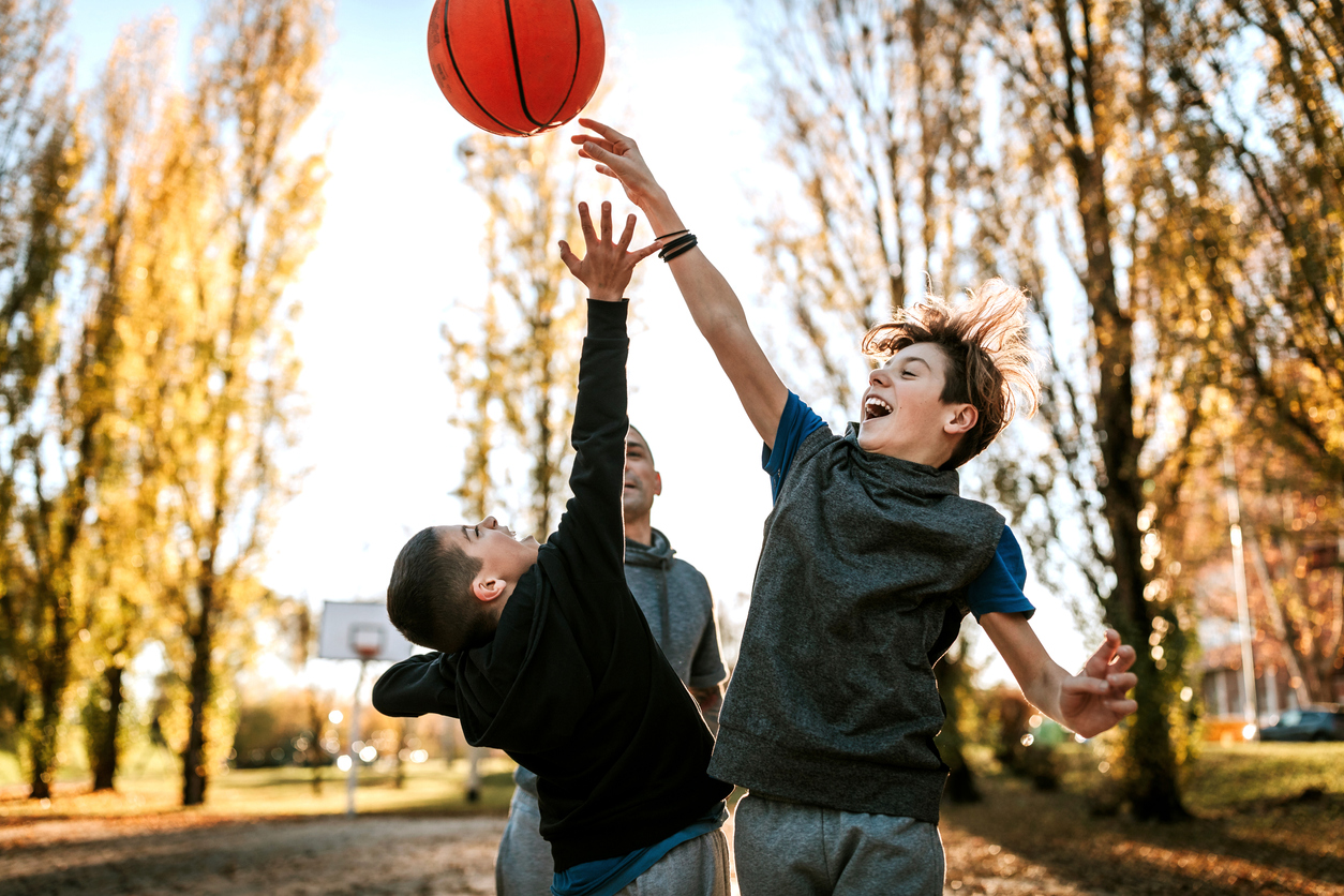 Rivalry between brothers on basketball match