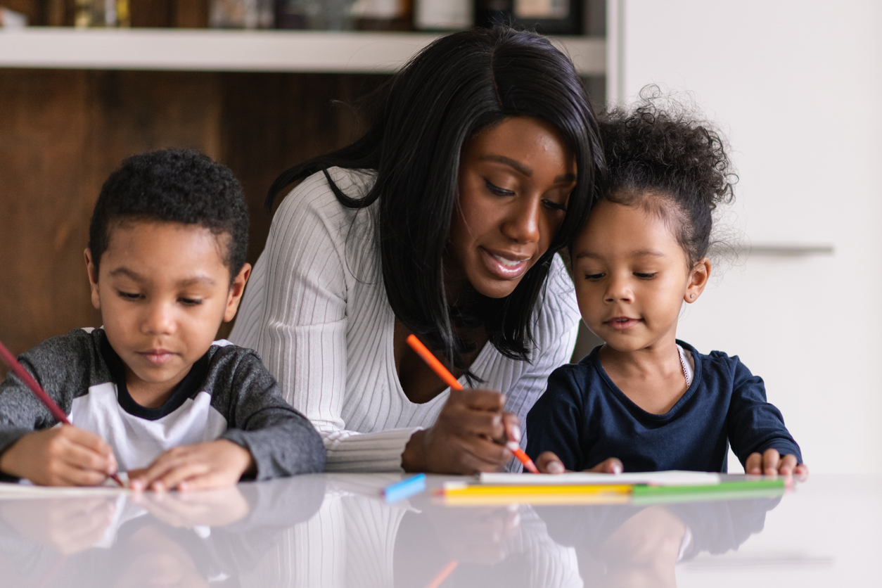 A patient mother homeschool during a pandemic