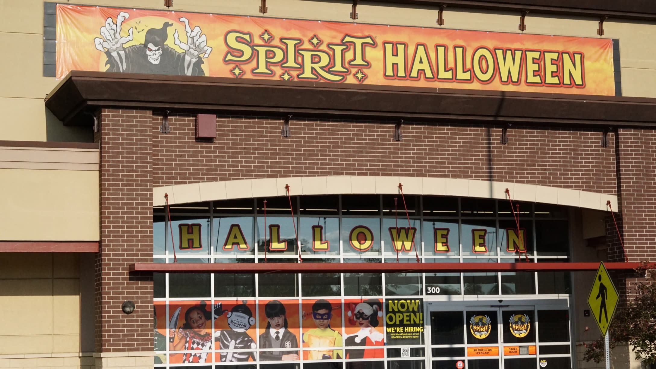 Spirit Halloween