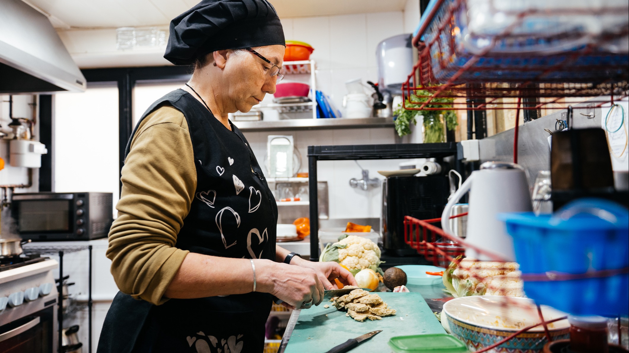 iStock-2148710491 Female line cook