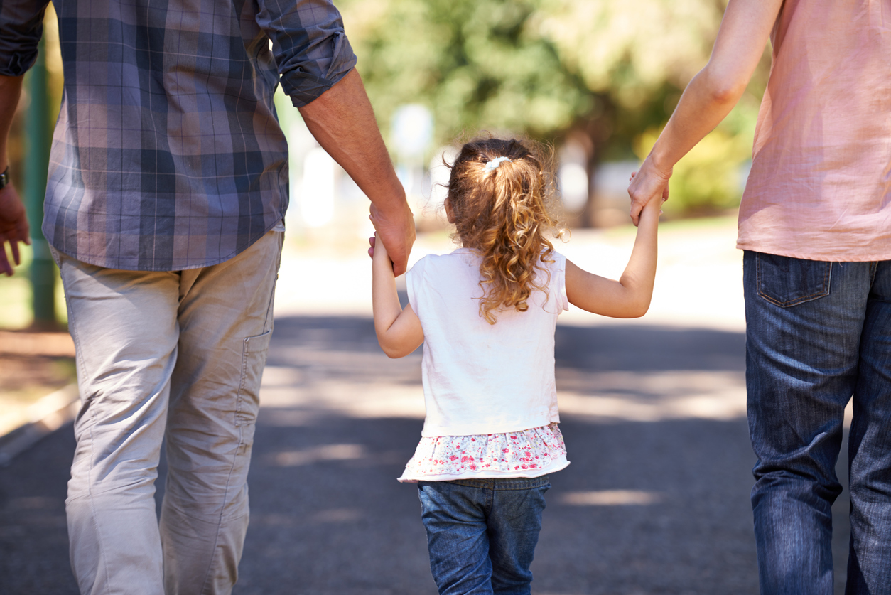 Hand in hand through childhood