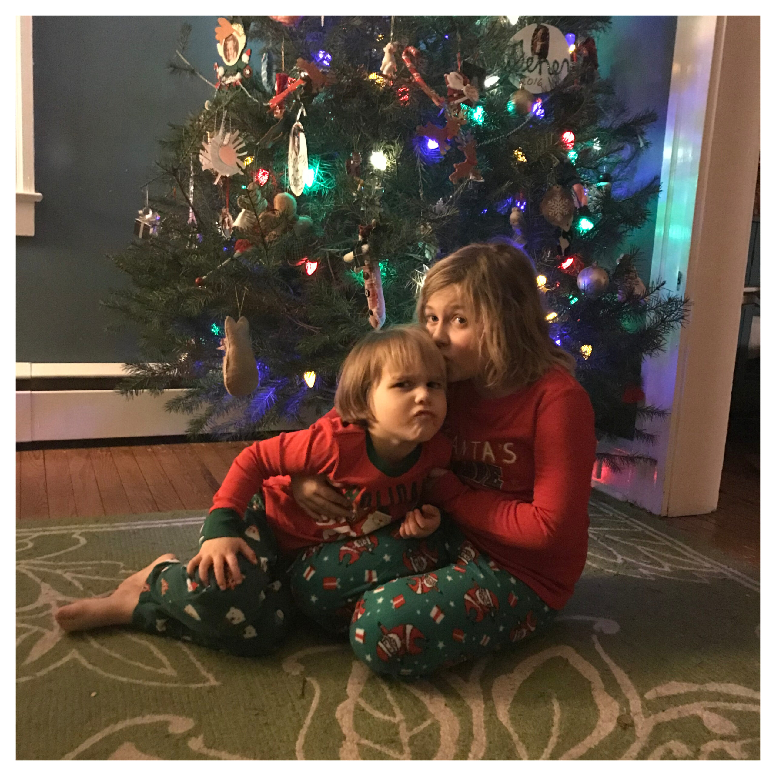 kids-jammies-xmas.jpg