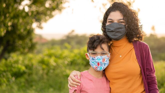 mask-wearing-kids