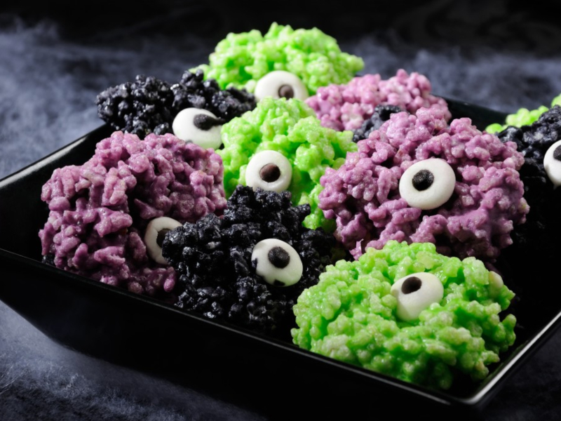 monsters-eye-balls-made-from-marshmallows-rice-krispies-bites-crispy-bite-balls-these-are-delicious_t20_4b88WX-1.jpg