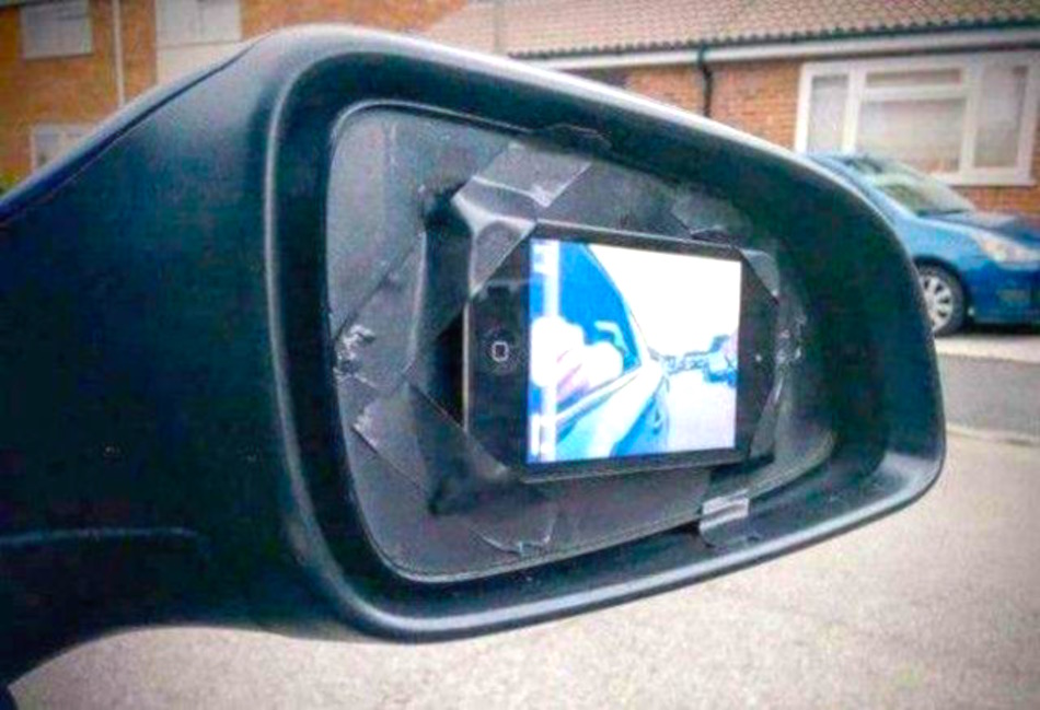 phone-mirror.jpg