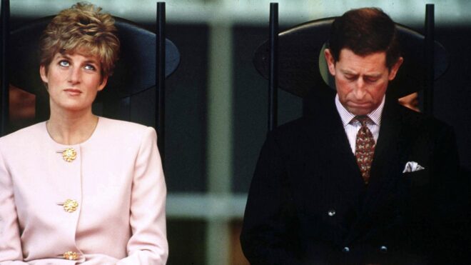 prince-charles-diana-chairs