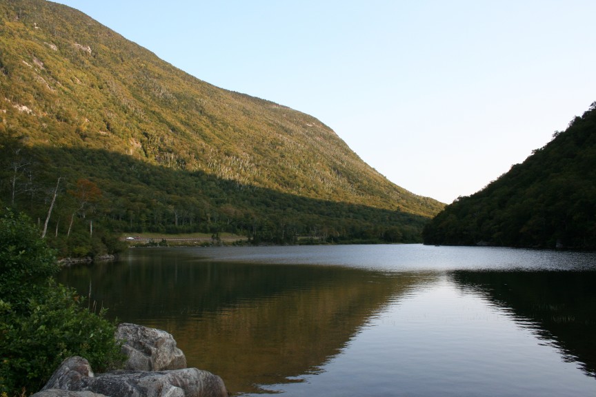 profile-lake-franconia-notch-new-hampshire_t20_QzjVJa.jpg