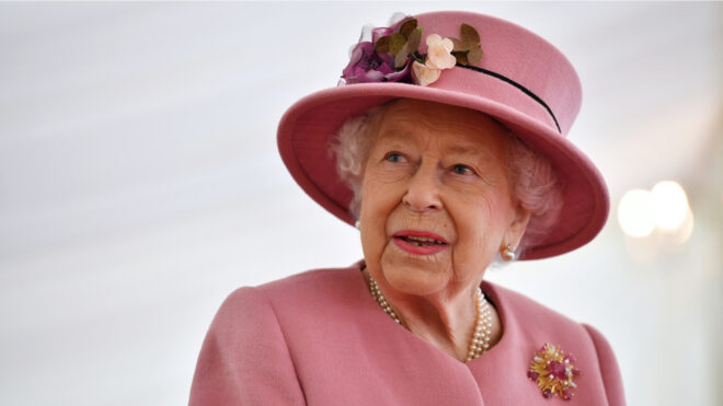 queen-elizabeth-heard-harry