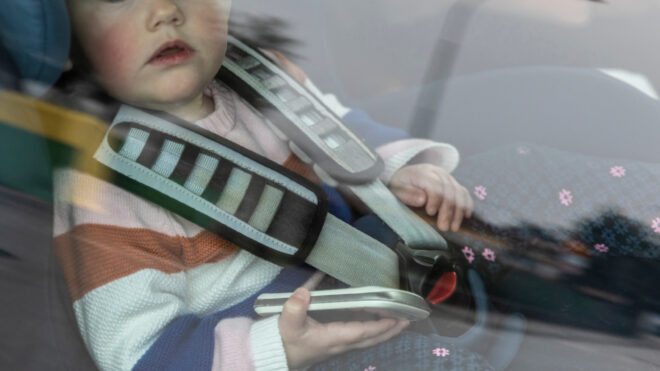 toddler-choking-cheeto