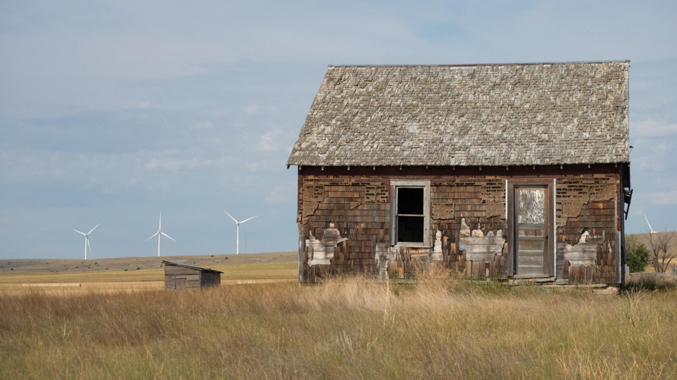 toddler-shed-rural-montana