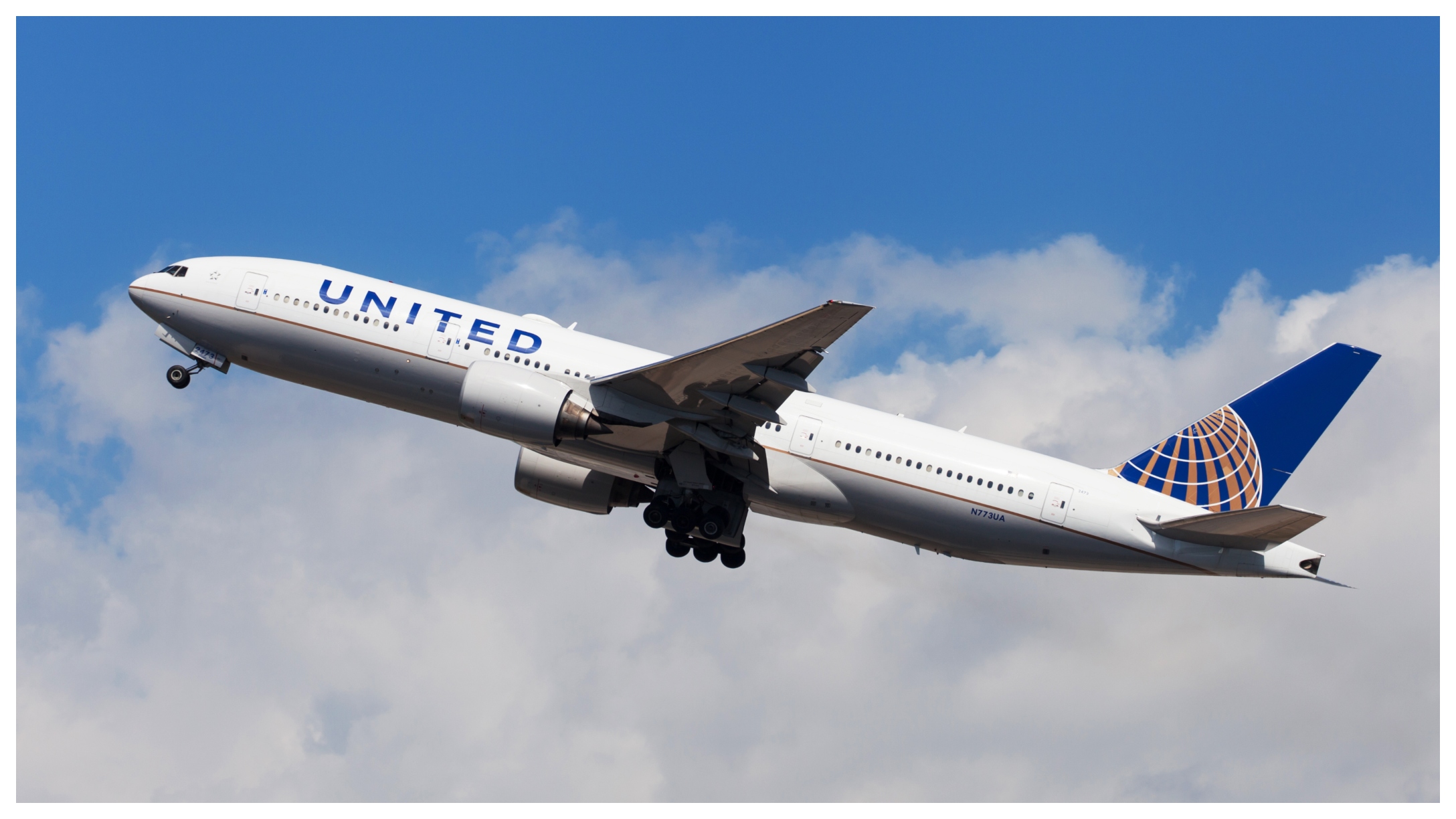 united-airlines-plane-baby