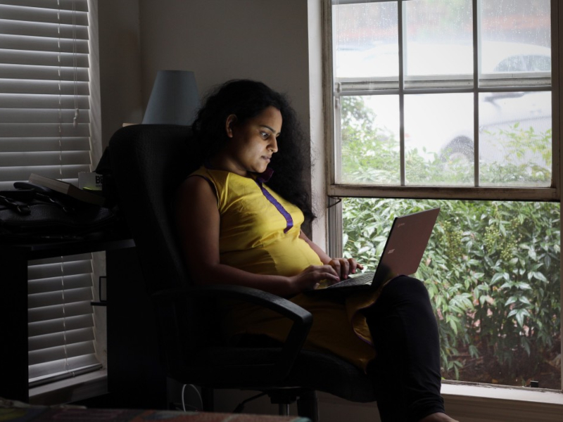 young-woman-working-from-home-on-her-laptop_t20_ZzEAPj-1.jpg