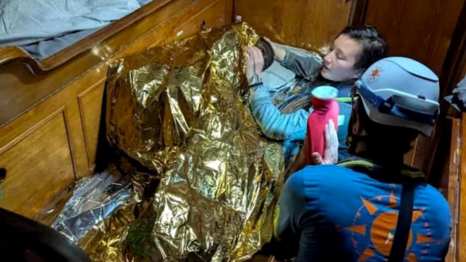 11-Year-Old Girl Survives Shipwreck and 3 Days at Sea