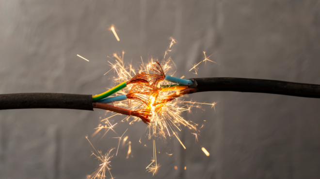 sparking wire electrocuted