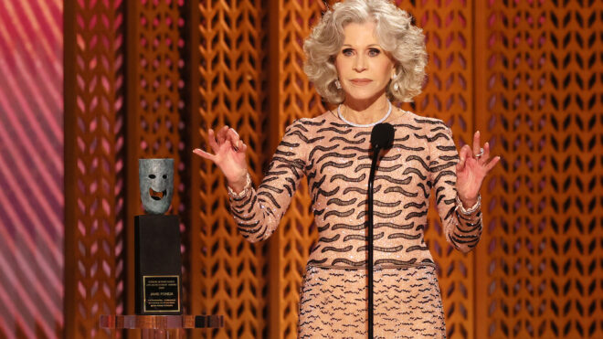 Jane Fonda receives the lifetime achievement award at the 31st Screen Actors Guild Awards in Shrine Auditorium and Expo Hall in Los Angeles, Sunday, Feb. 23, 2025. (Robert Gauthier/Los Angeles Times/TNS)