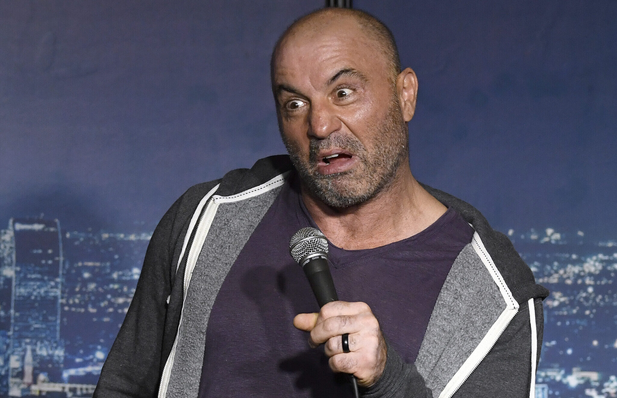 PASADENA, CALIFORNIA - AUGUST 07: Comedian Joe Rogan performs during his appearance at The Ice House Comedy Club on August 07, 2019 in Pasadena, California. (Photo by Michael S. Schwartz/Getty Images)