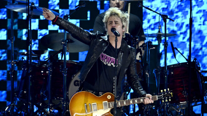 INGLEWOOD, CALIFORNIA - JANUARY 30: Billie Joe Armstrong of Green Day performs onstage during the FIREAID Benefit Concert for California Fire Relief at The Kia Forum on January 30, 2025 in Inglewood, California. (Photo by Scott Dudelson/Getty Images for FIREAID)