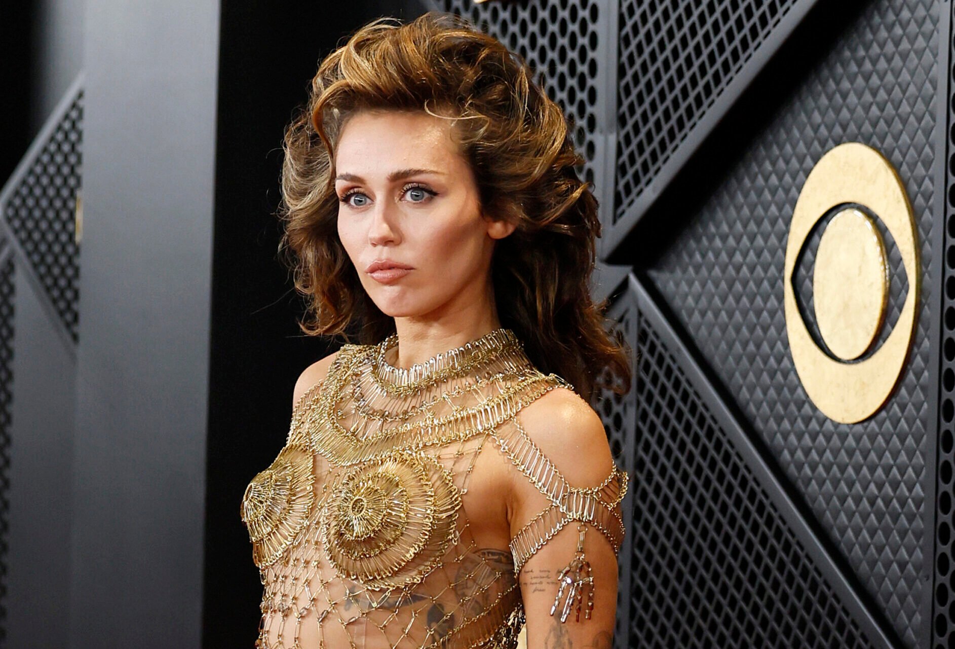 Miley Cyrus arrives on the red carpet for the 66th Annual Grammy Awards at Crypto.com Arena in Los Angeles on Feb. 4, 2024. (Allen J. Schaben/Los Angeles Times/TNS)