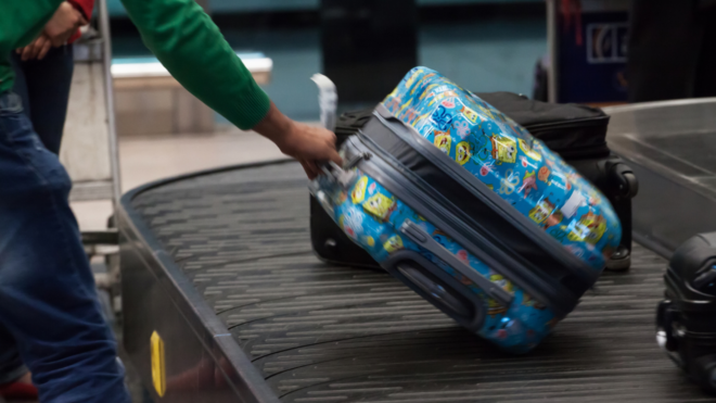 luggage airport