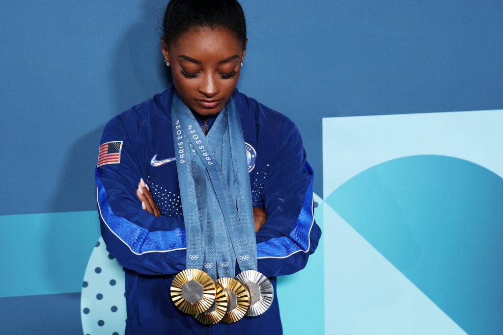 Simone Biles with 4 olympic medals